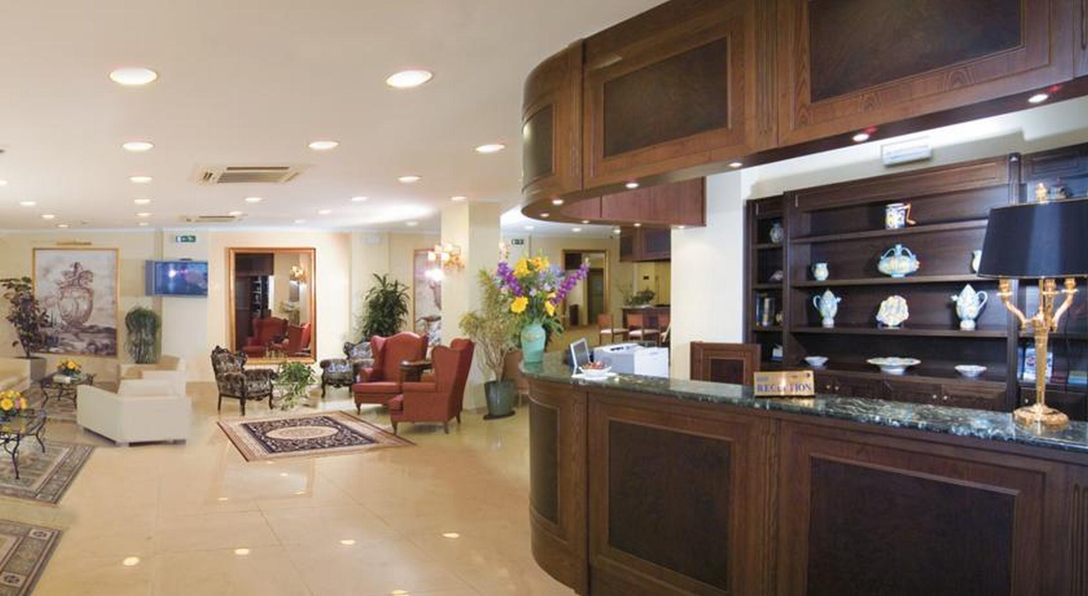 Hotel Orizzonte Letojanni Bagian luar foto