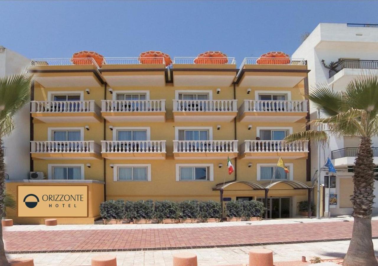 Hotel Orizzonte Letojanni Bagian luar foto