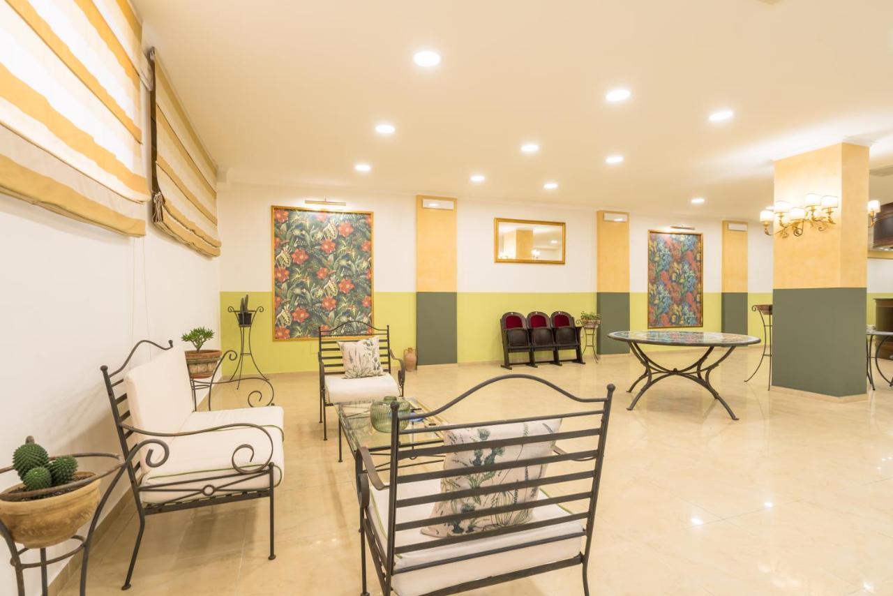Hotel Orizzonte Letojanni Bagian luar foto