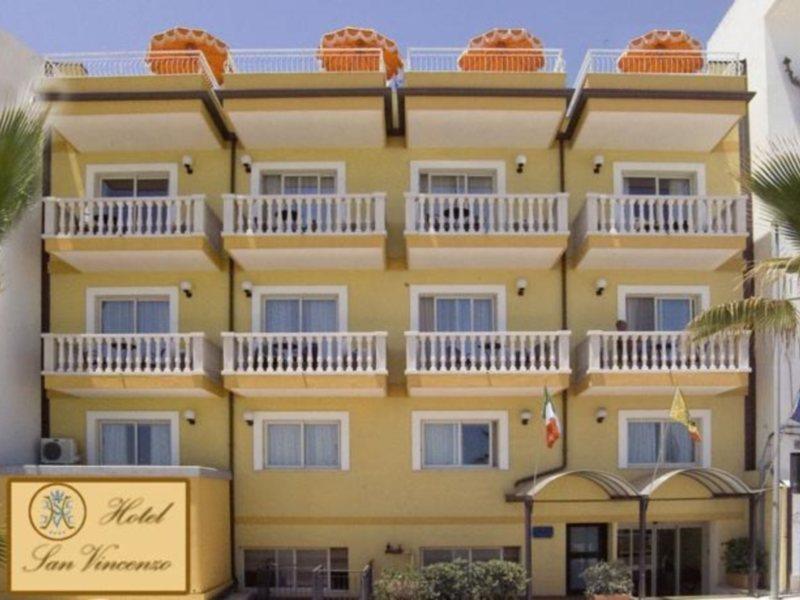 Hotel Orizzonte Letojanni Bagian luar foto