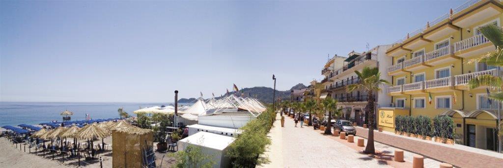 Hotel Orizzonte Letojanni Bagian luar foto