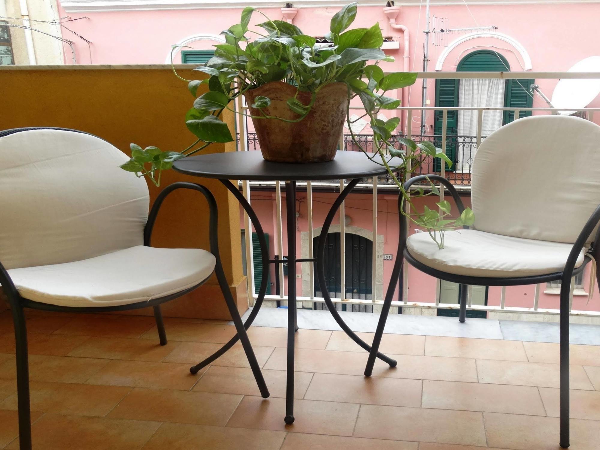 Hotel Orizzonte Letojanni Bagian luar foto